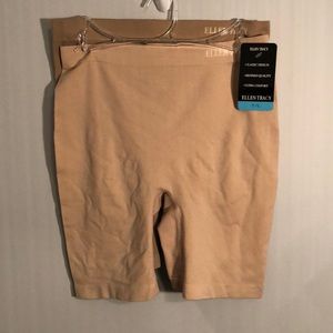 Ellen Tracy Girdle NWT